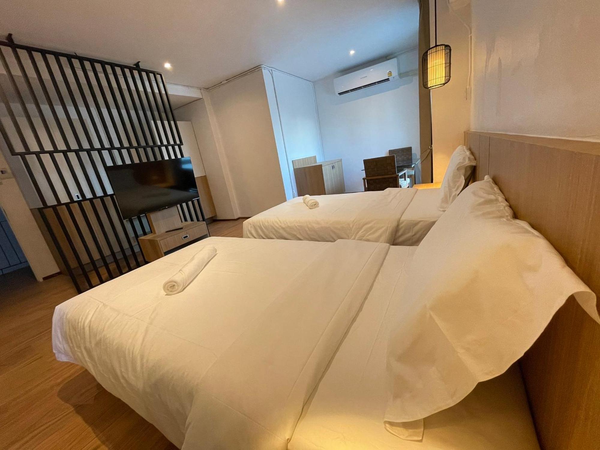 The Corner มุมม่วน คาเฟ่ แอนด์ โฮสเทล Mummuan Hostel Chiang Mai Exteriör bild