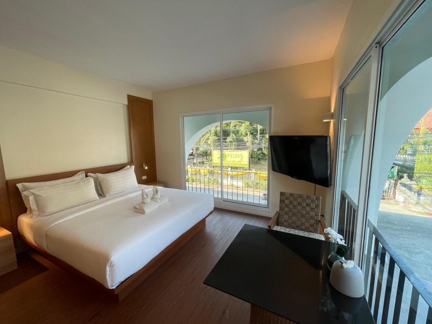 The Corner มุมม่วน คาเฟ่ แอนด์ โฮสเทล Mummuan Hostel Chiang Mai Exteriör bild
