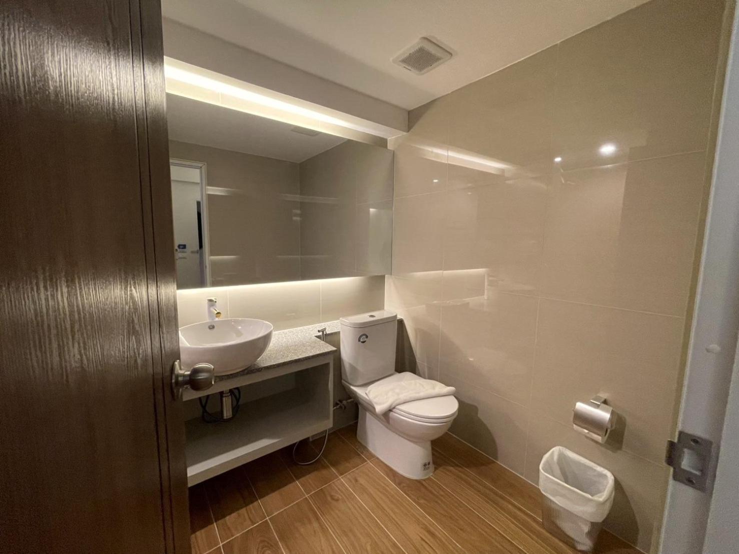 The Corner มุมม่วน คาเฟ่ แอนด์ โฮสเทล Mummuan Hostel Chiang Mai Exteriör bild